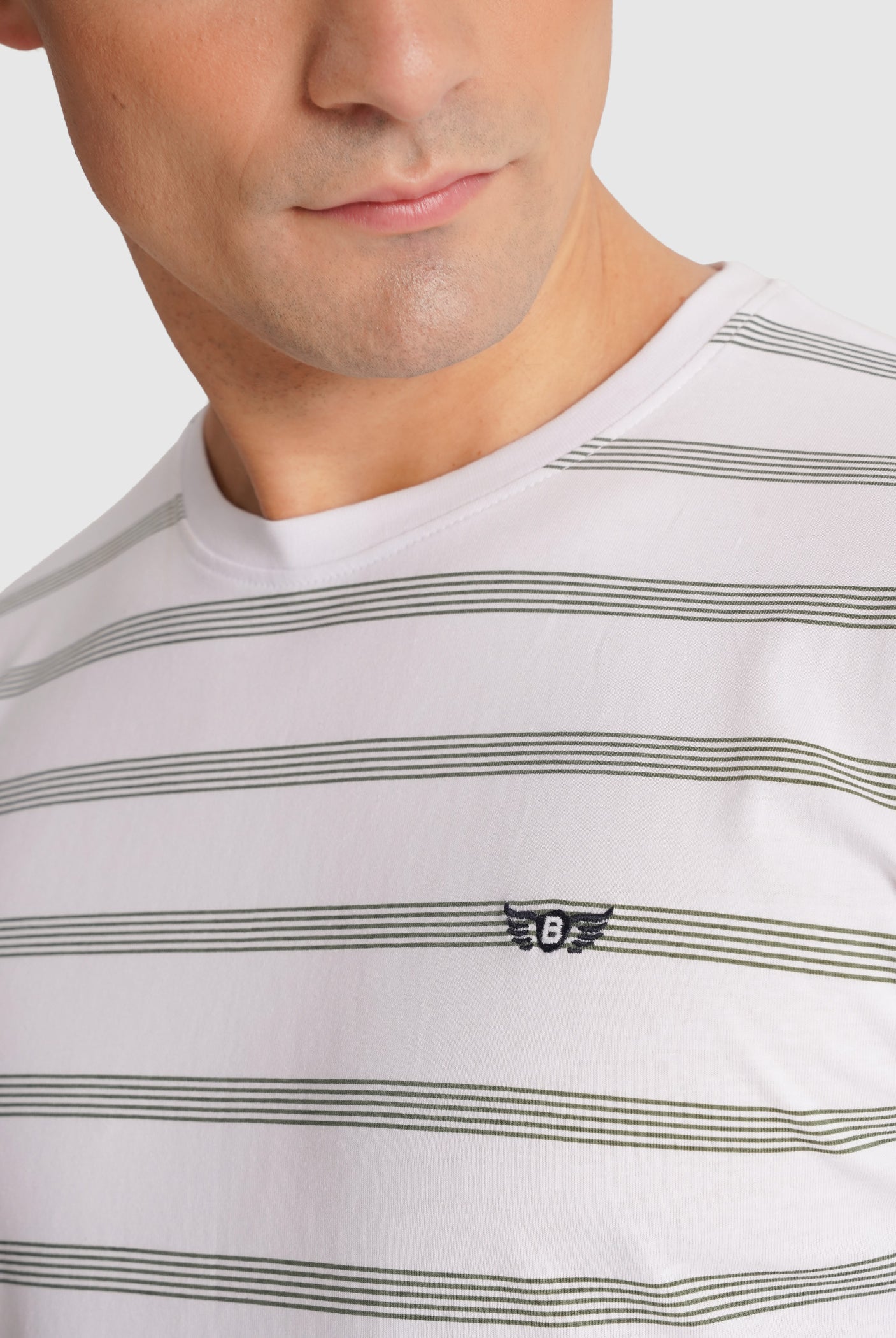 T-SHIRT ALGODÃO VERDE MANGA CURTA REGULAR FIT MR. BLUE