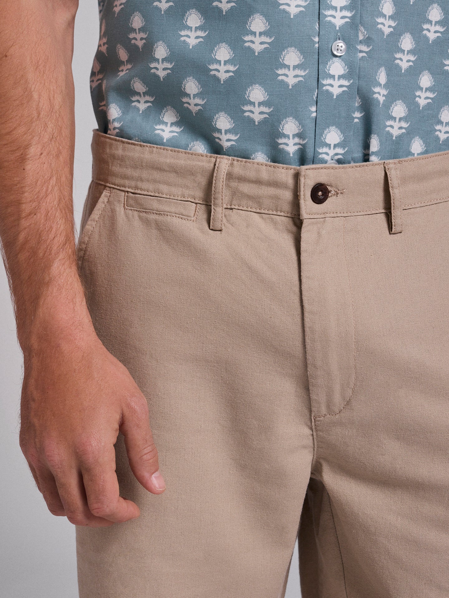 BEIGE LINEN BERMUDA REGULAR FIT MR. BLUE