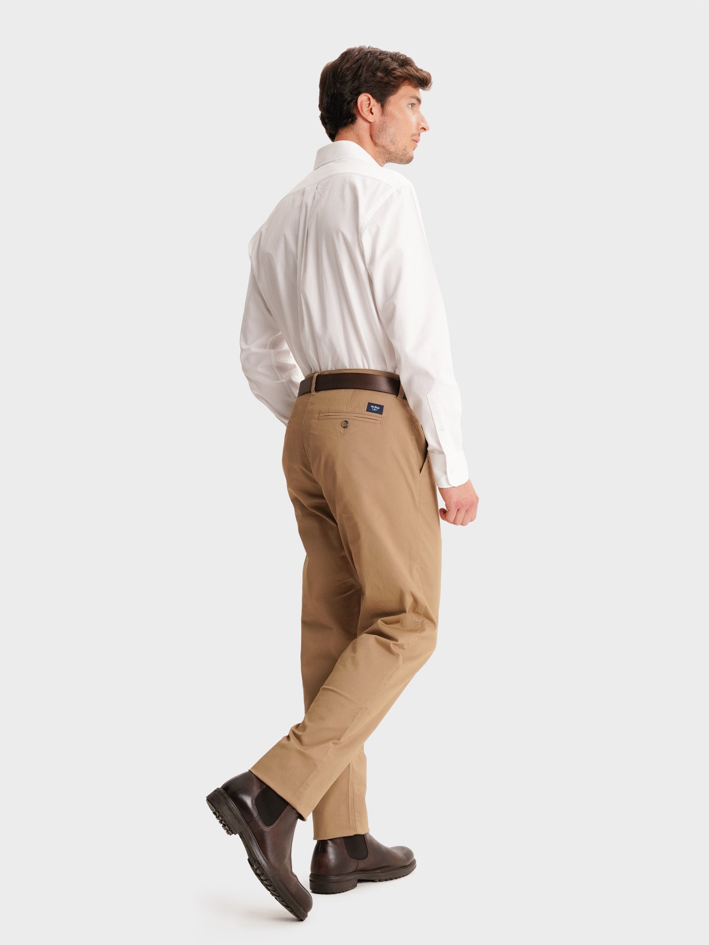 CALÇAS CASTANHAS SLIM FIT MR. BLUE