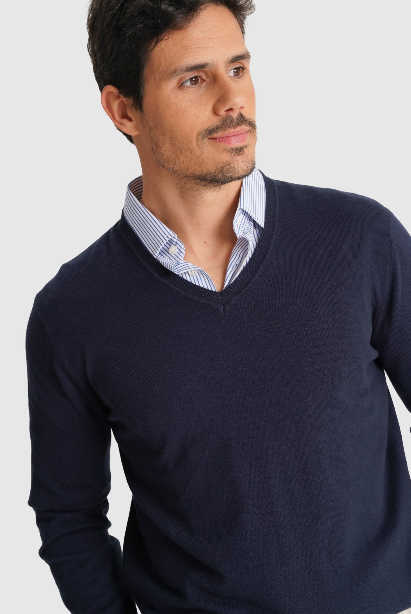 PULLOVER AZUL COM COTOVELEIRA REGULAR FIT MR. BLUE