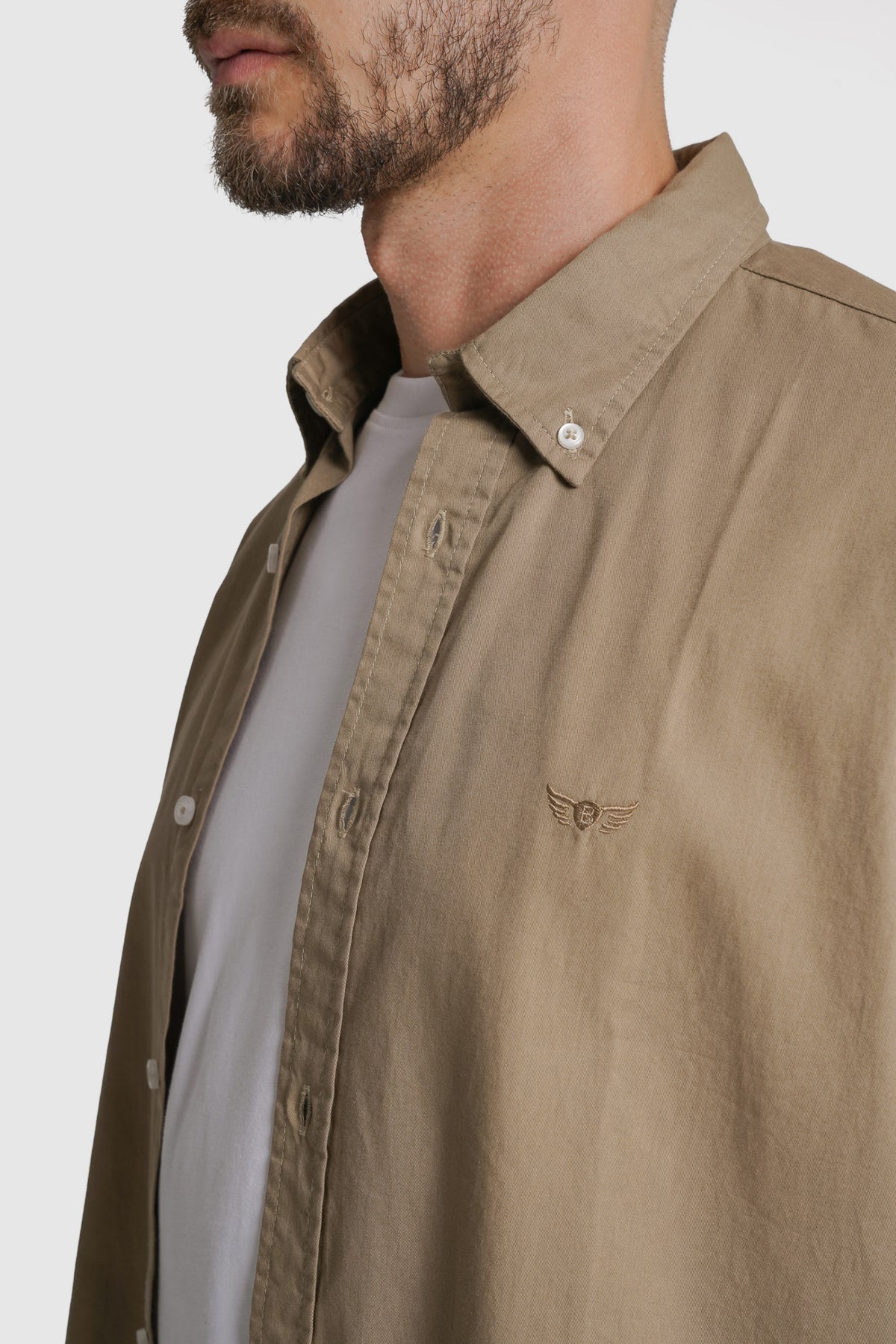 CAMISA ALGODÃO REGULAR FIT BEGE LISA MR. BLUE