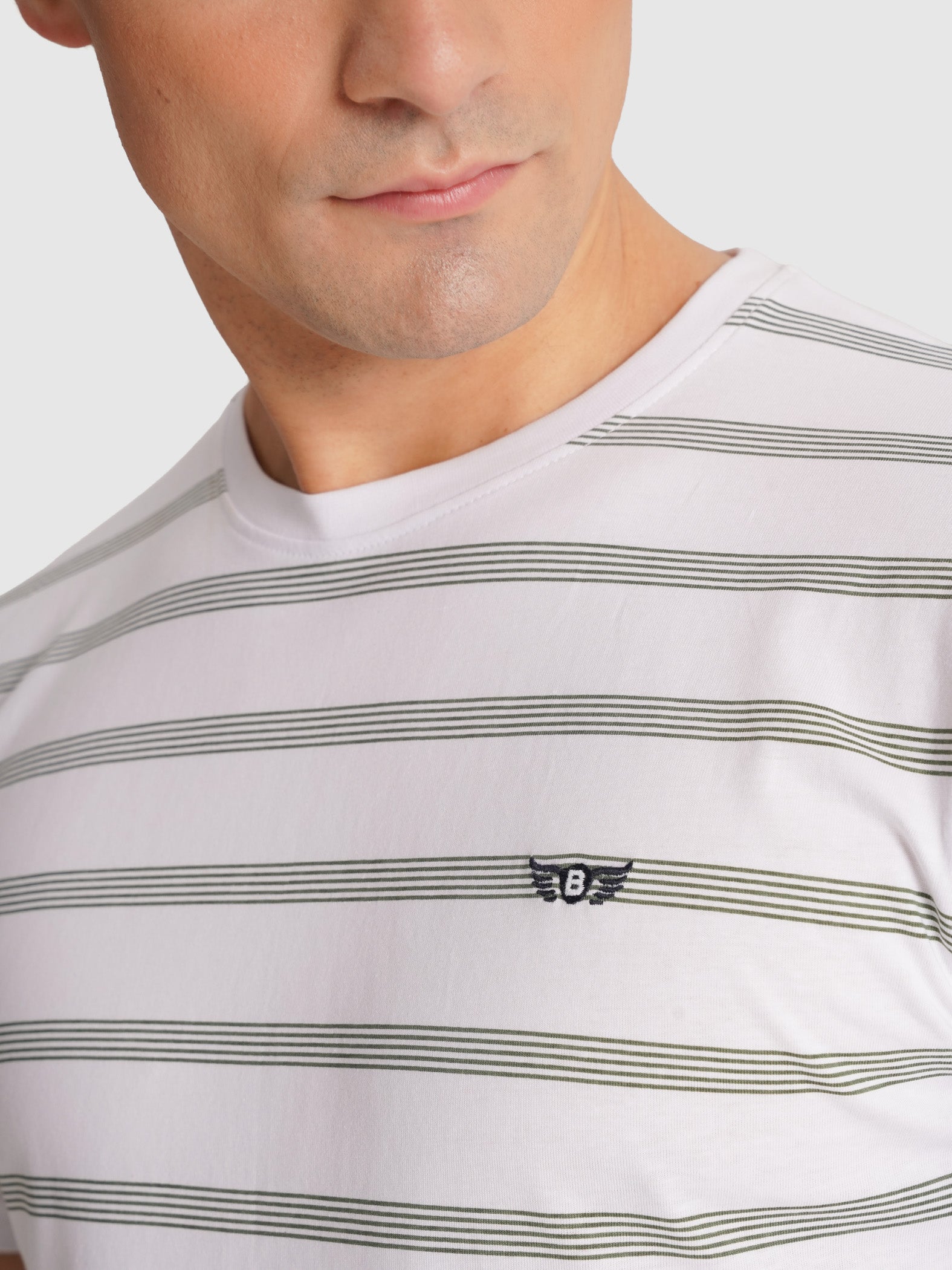 T-SHIRT ALGODÃO VERDE MANGA CURTA REGULAR FIT MR. BLUE