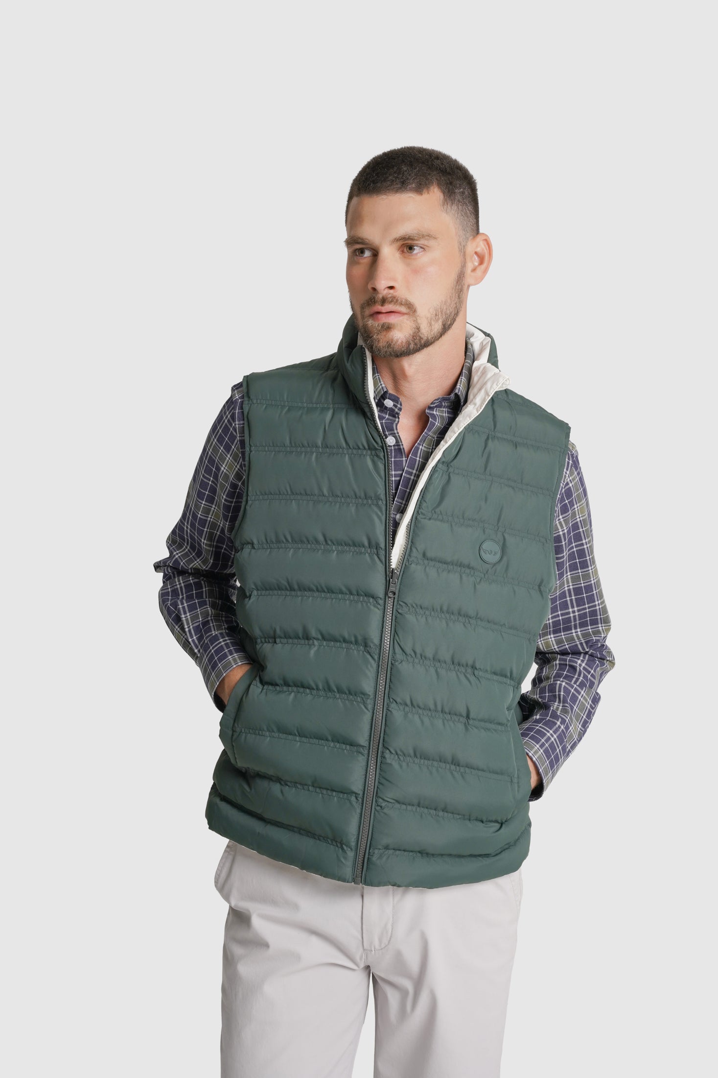 COLETE OUTROS REGULAR FIT VERDE LISO MR. BLUE