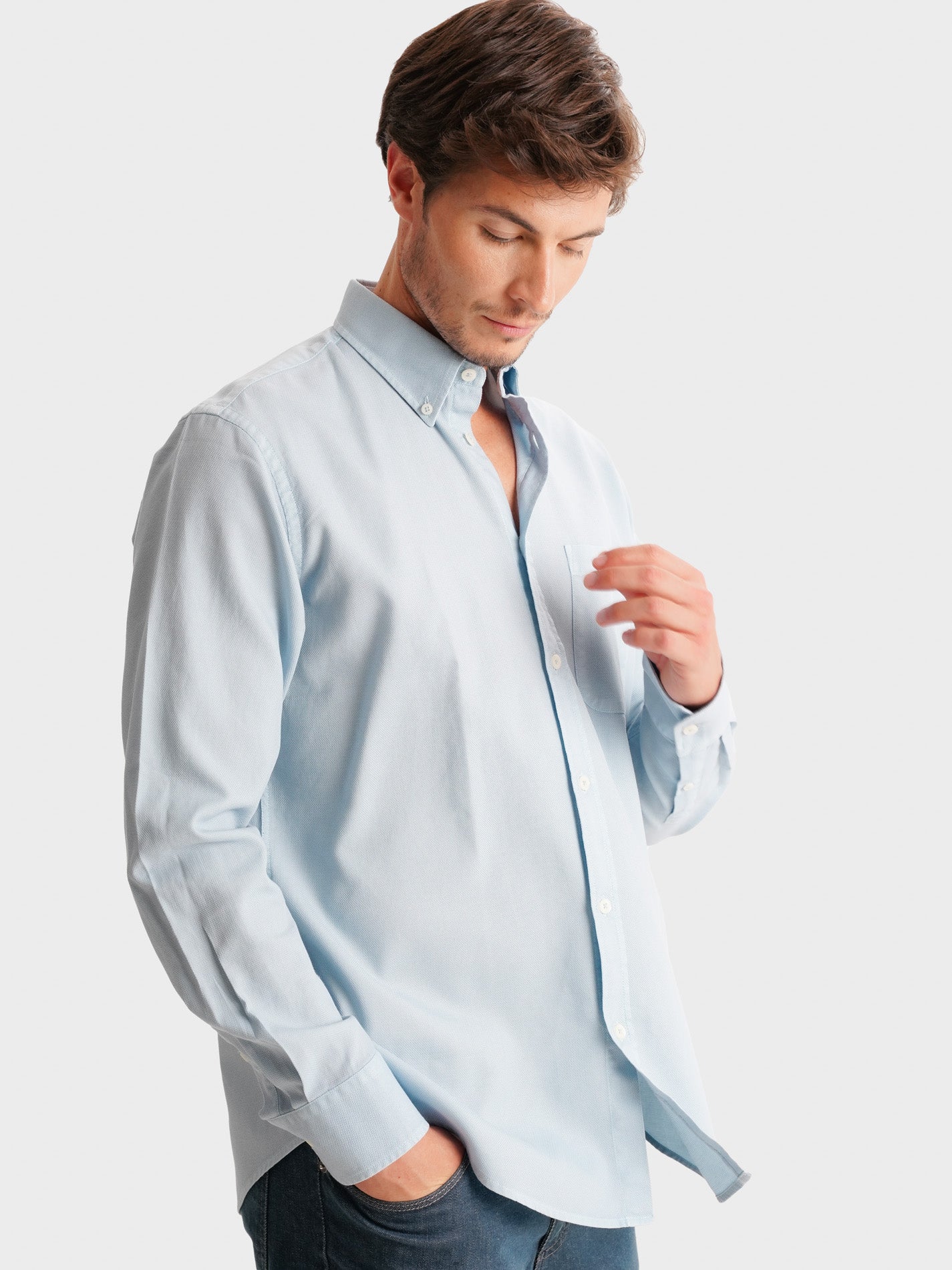 BLUE REGULAR FIT MR SHIRT. BLUE