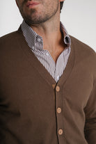 CARDIGAN LÃ REGULAR FIT CASTANHO LISO MR. BLUE