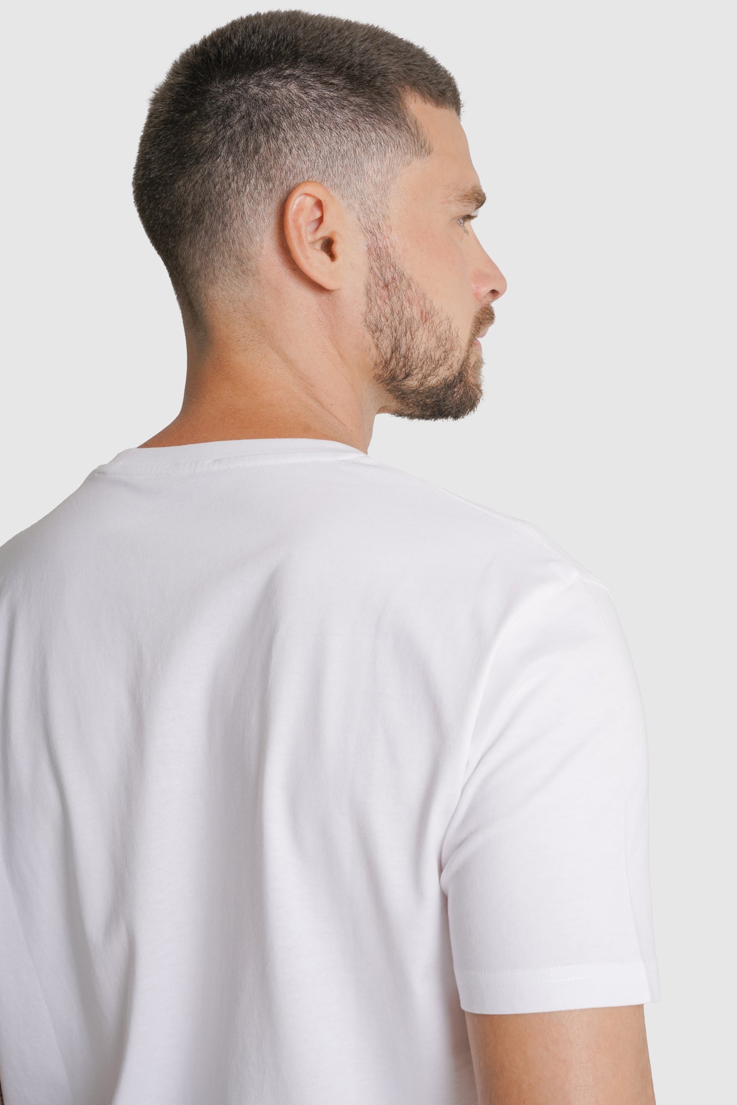 T-SHIRT ALGODÃO REGULAR FIT BRANCA LISA MR. BLUE
