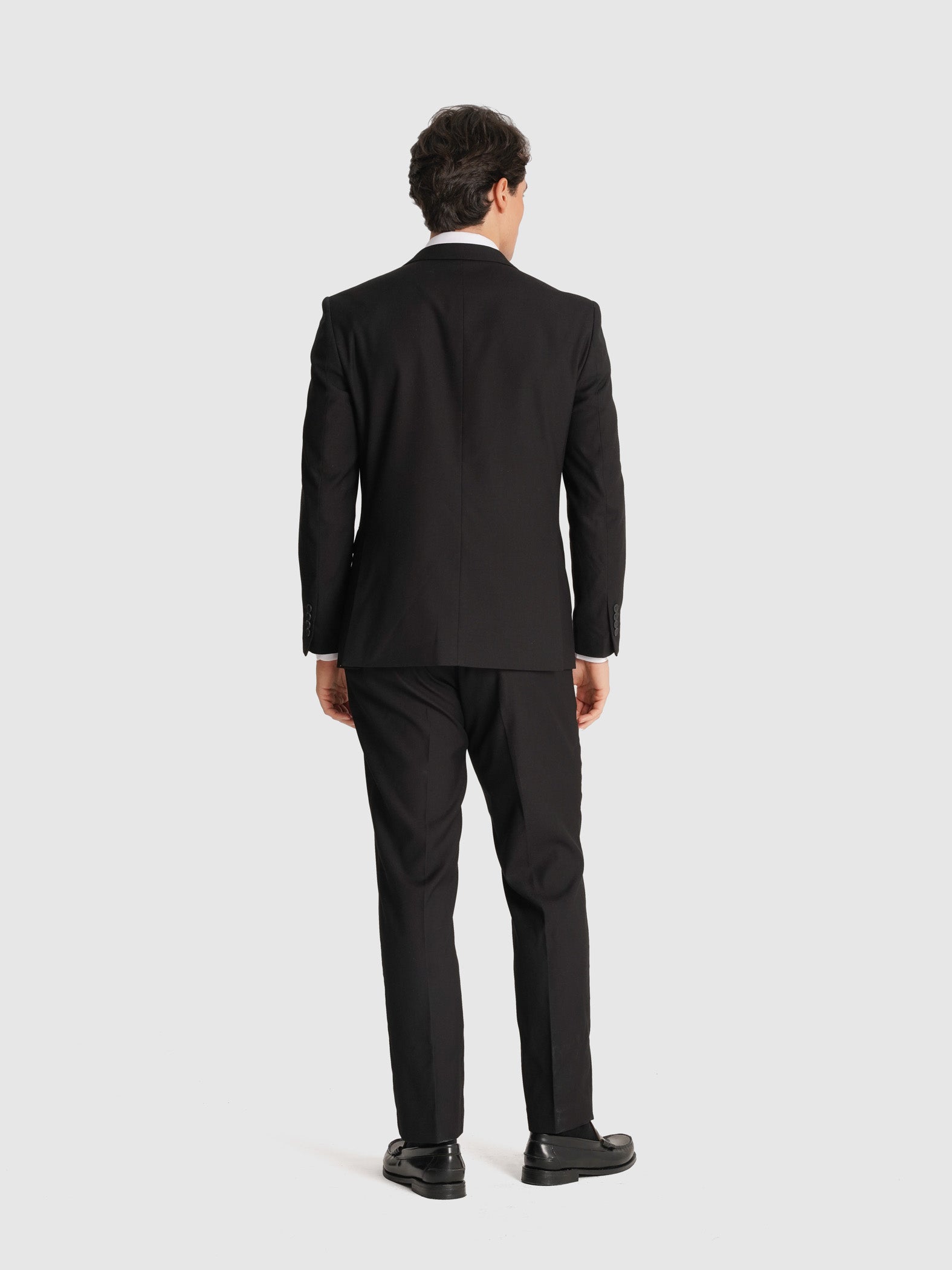 FATO PRETO REGULAR FIT MR. BLUE