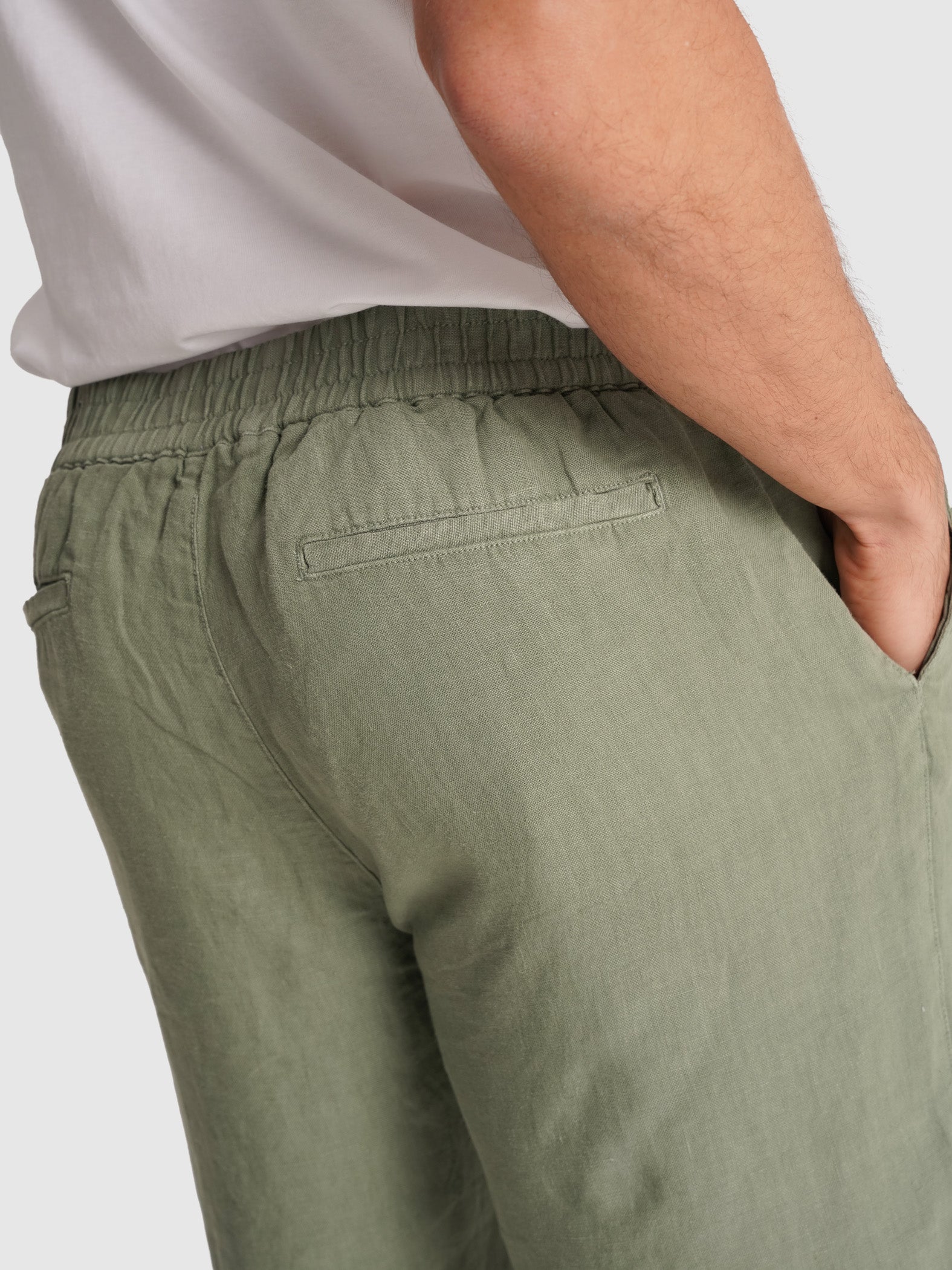 BERMUDA VERDES REGULAR FIT MARK BELLUCCI