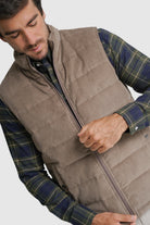 COLETE OUTROS REGULAR FIT CASTANHO LISO MR. BLUE