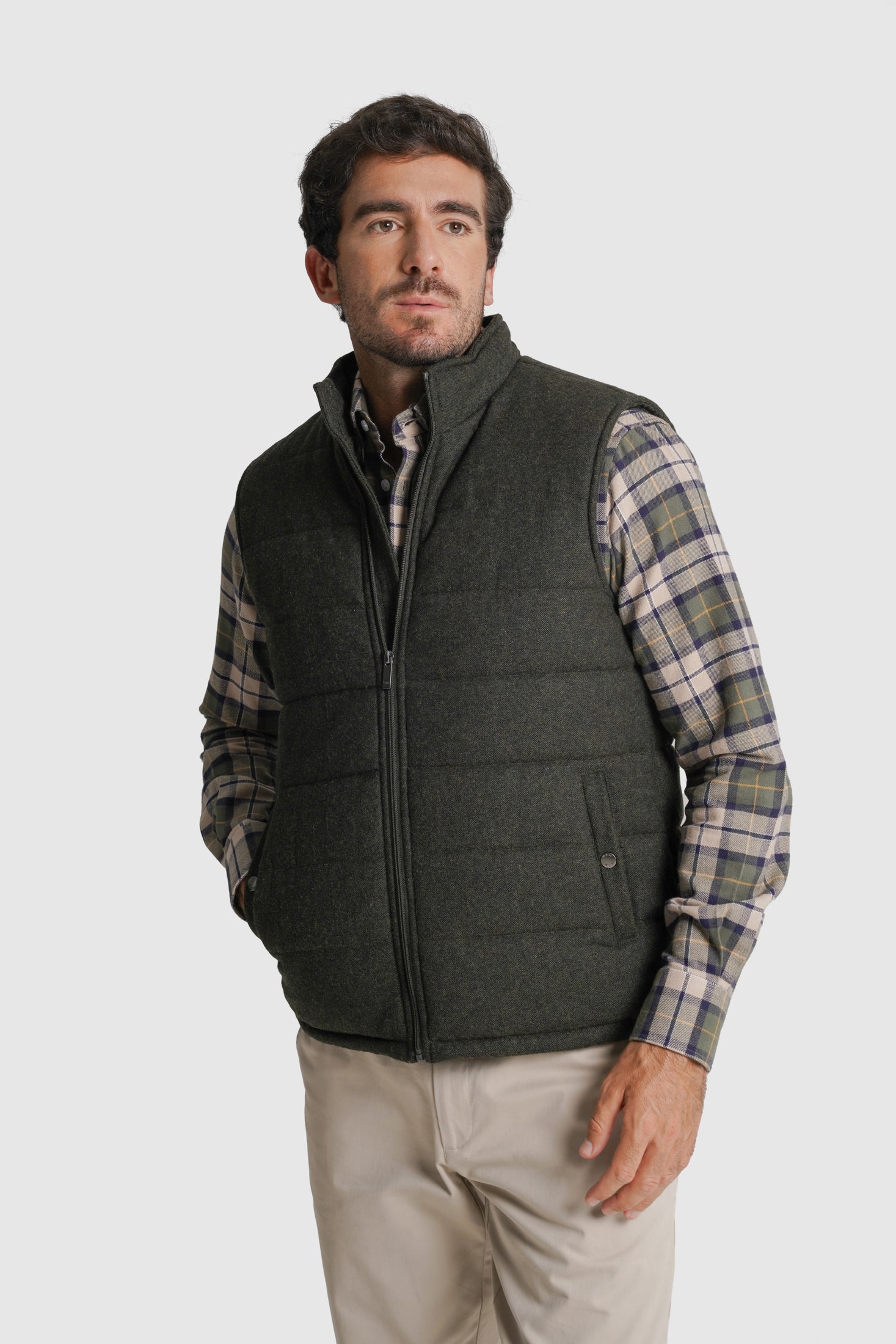 COLETE OUTROS REGULAR FIT VERDE LISO MR. BLUE