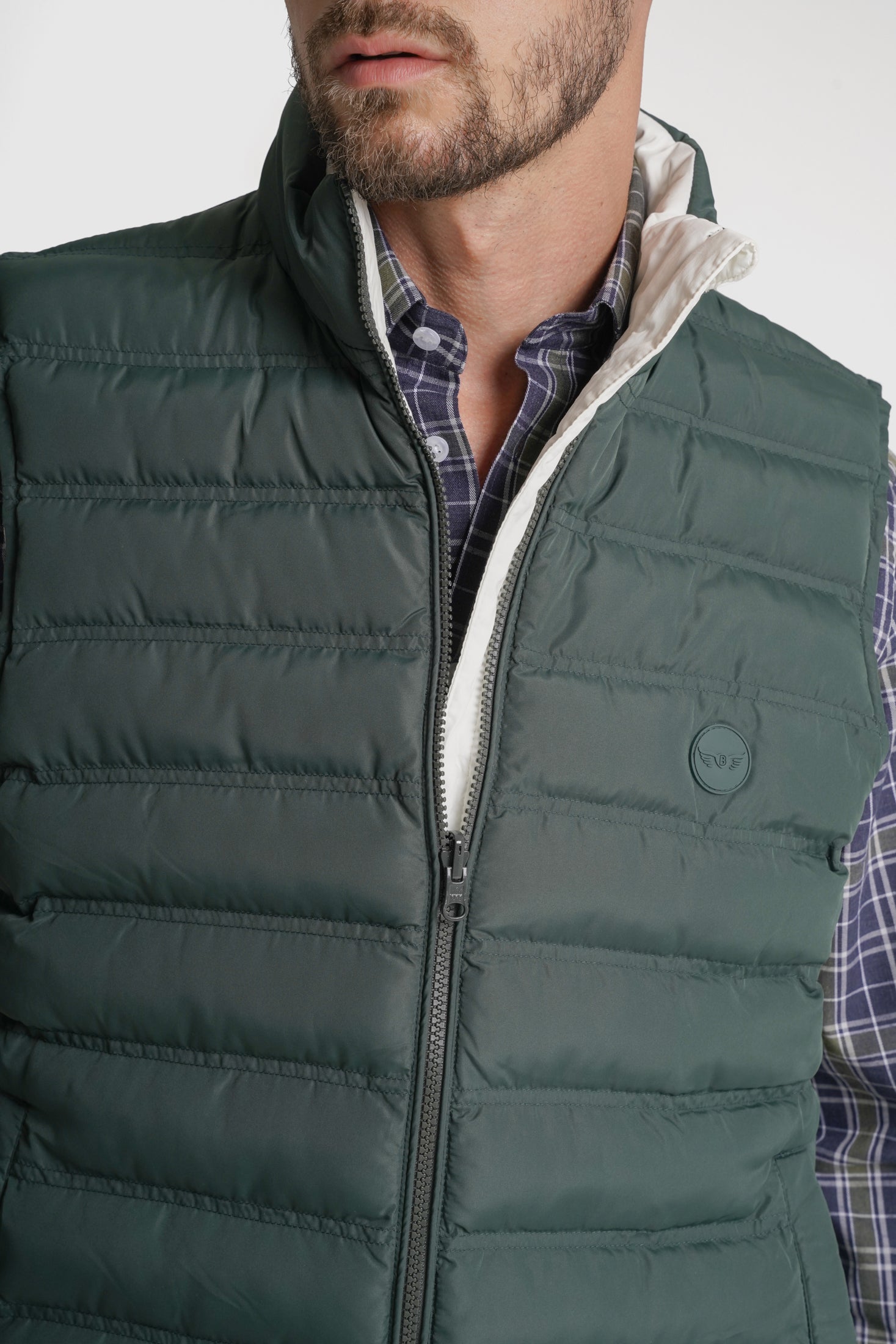 COLETE OUTROS REGULAR FIT VERDE LISO MR. BLUE