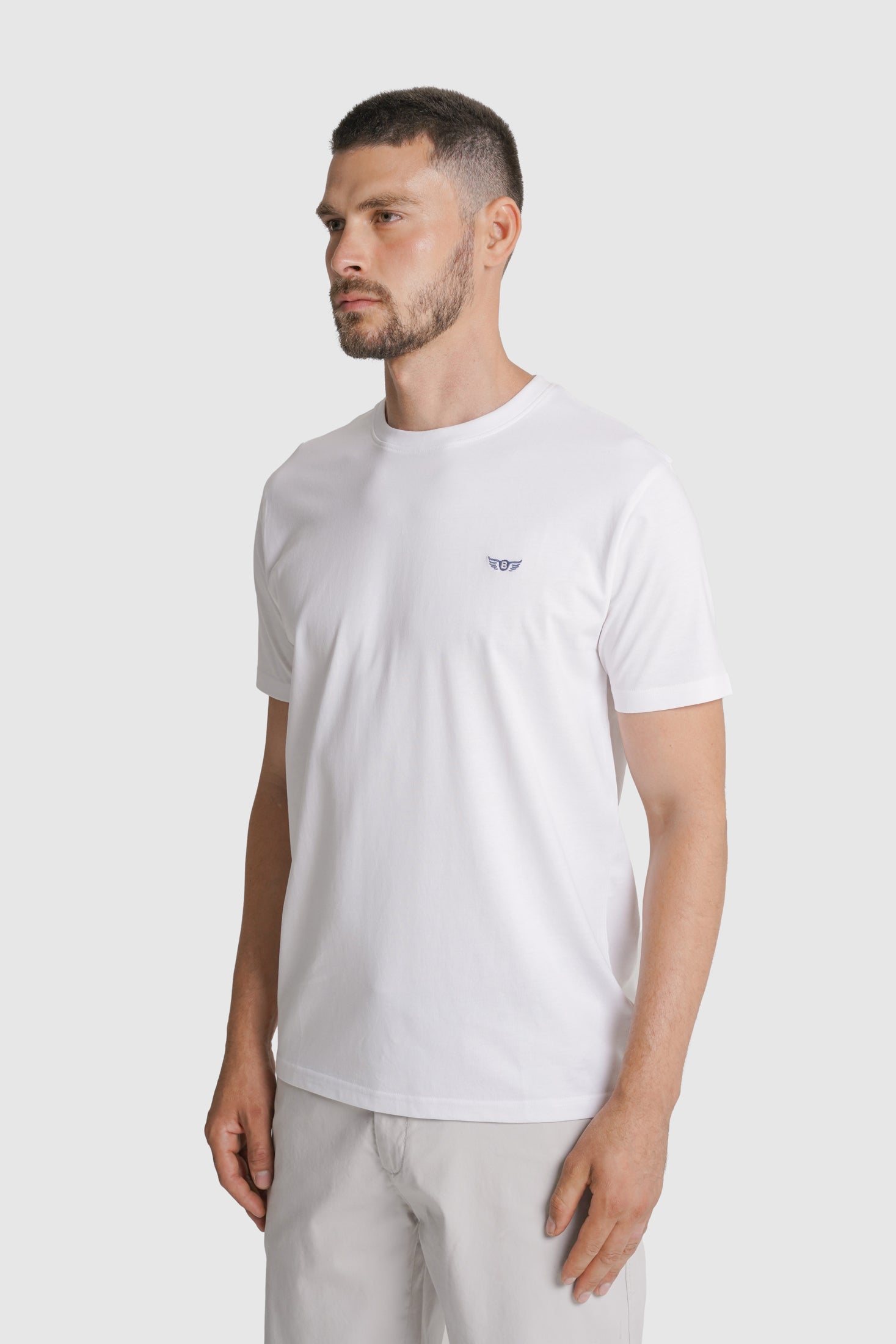 T-SHIRT ALGODÃO REGULAR FIT BRANCA LISA MR. BLUE