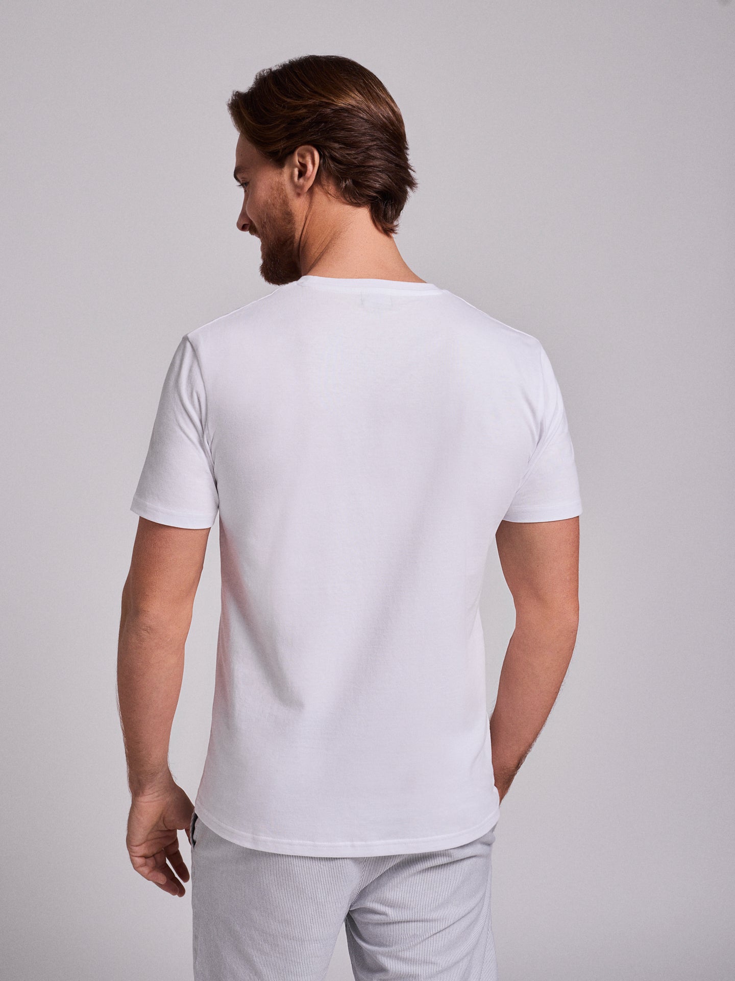 T-SHIRT ALGODÃO BRANCA MANGA CURTA REGULAR FIT MR. BLUE